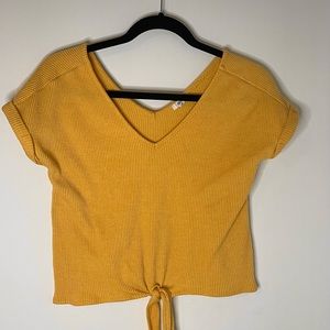 Yellow T-Shirt 💛 XS